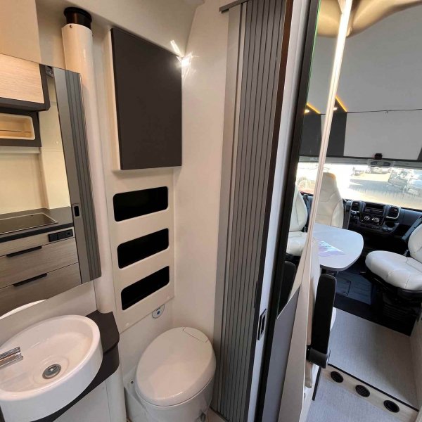 Antoine Caravanes et Camping Car CAMPER FIVE Dreamer