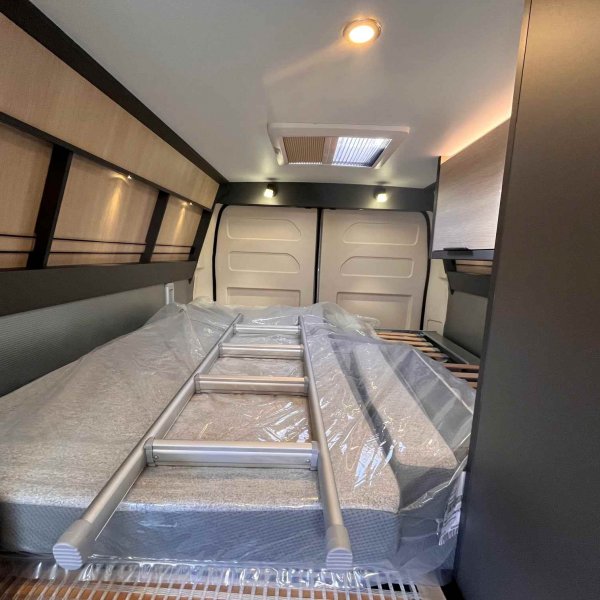Antoine Caravanes et Camping Car CAMPER SPORT Dreamer