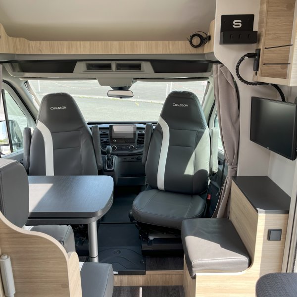 Antoine Caravanes et Camping Car S 514 SPORT LINE Chausson