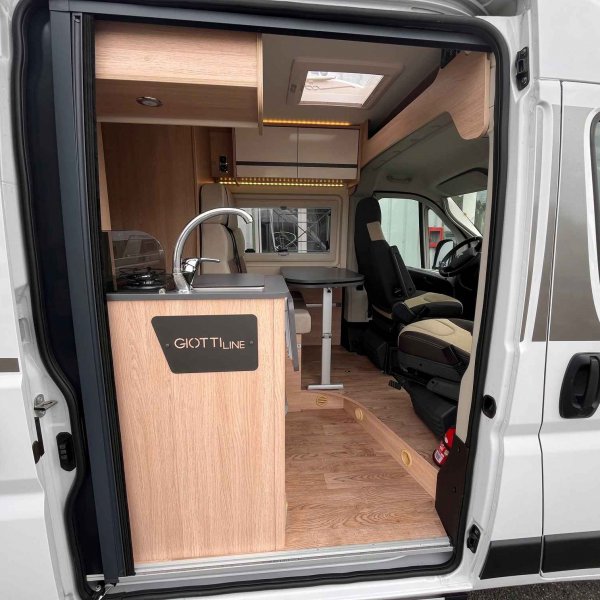 Antoine Caravanes et Camping Car GIOTTI LINE Giottiline