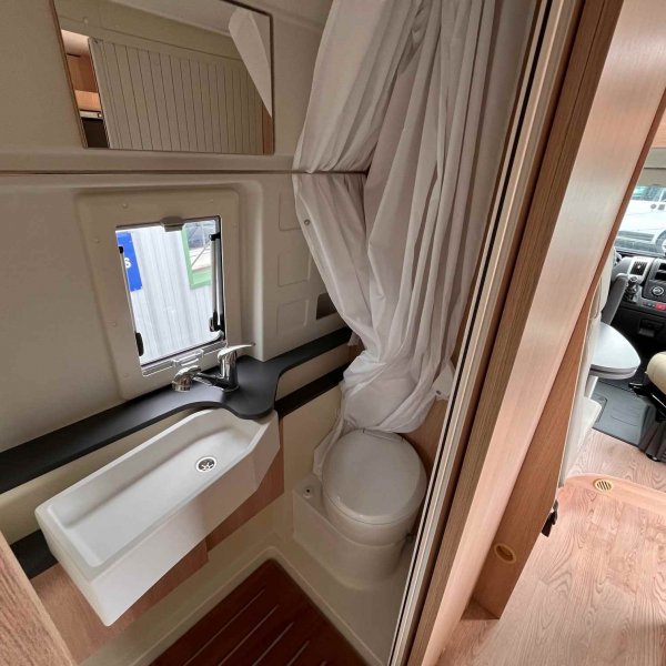 Antoine Caravanes et Camping Car GIOTTI LINE Giottiline