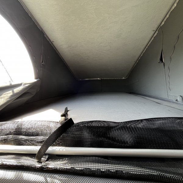 Antoine Caravanes et Camping Car CAMPSTER Possl