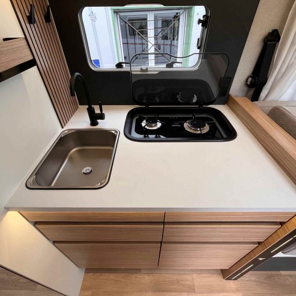 Antoine Caravanes et Camping Car PILOTE G 740 FGJ EVIDENCE Pilote