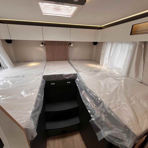 Antoine Caravanes et Camping Car PILOTE G 740 FGJ EVIDENCE Pilote