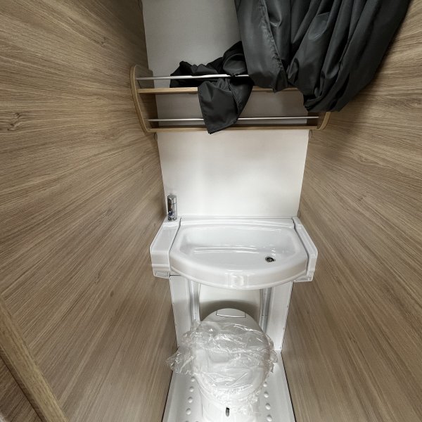 Antoine Caravanes et Camping Car EASY 470 PE Sterckeman