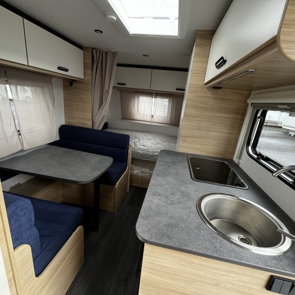 Antoine Caravanes et Camping Car EASY 470 PE Sterckeman