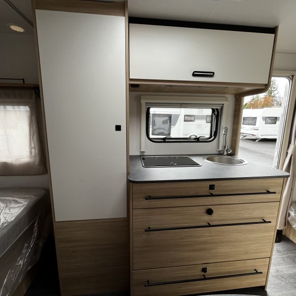 Antoine Caravanes et Camping Car EASY 470 PE Sterckeman