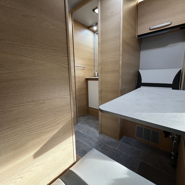 Antoine Caravanes et Camping Car SIENA 396 Giottiline