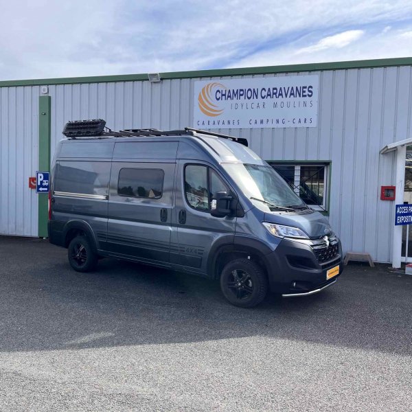 Antoine Caravanes et Camping Car BURSTNER CAMPEO C 540 4*4 Burstner