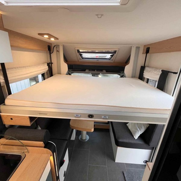 Antoine Caravanes et Camping Car PILOTE ATLAS 696 G Pilote