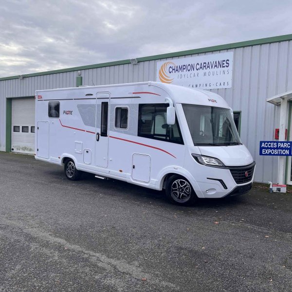 Antoine Caravanes et Camping Car G 720 FC EVIDENCE Pilote