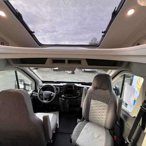 Antoine Caravanes et Camping Car BENIMAR TESSORO 483 Benimar