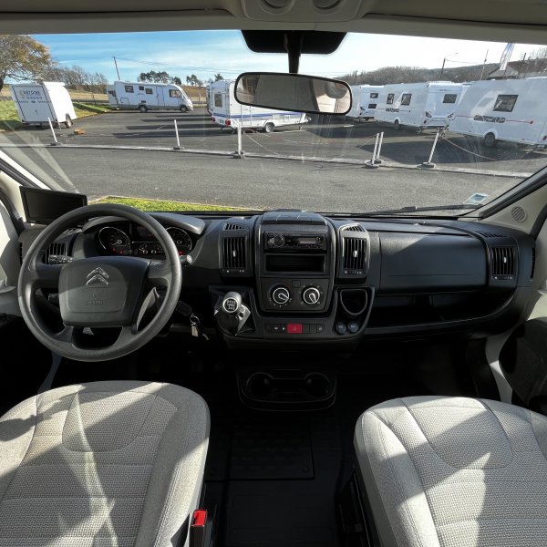 Antoine Caravanes et Camping Car TWIN 600 SP FAMILY Adria