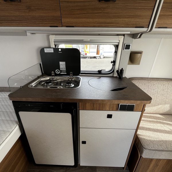 Antoine Caravanes et Camping Car TOURING 310 FAMILIA LEGEND EDITION Eriba