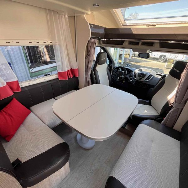 Antoine Caravanes et Camping Car GENESIS 290 Challenger