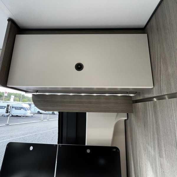 Antoine Caravanes et Camping Car R602A Randger