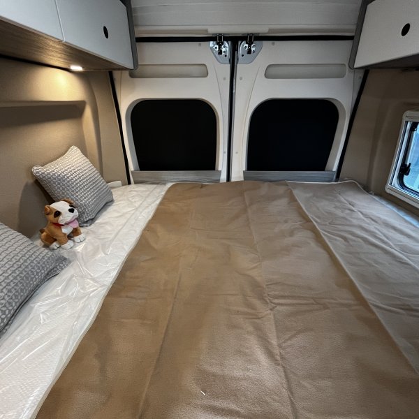 Antoine Caravanes et Camping Car R602A Randger