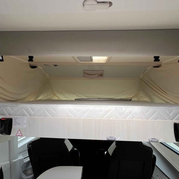 Antoine Caravanes et Camping Car CHAUSSON 6010 EXALTIS Chausson
