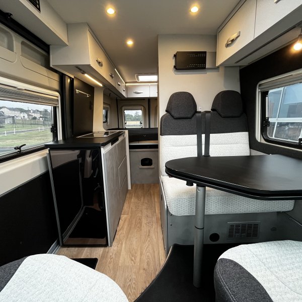 Antoine Caravanes et Camping Car FULL 600 3C Cartier / Brisebras