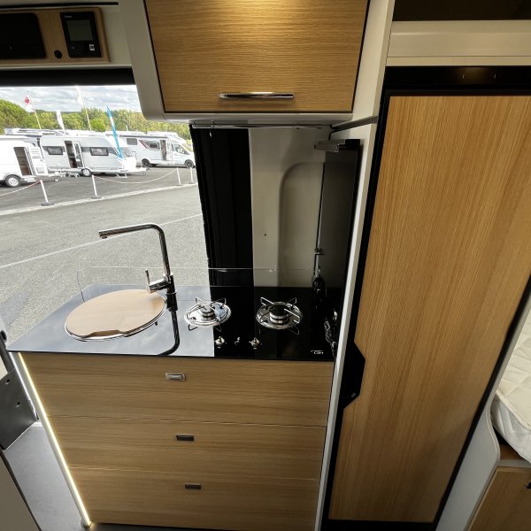 Antoine Caravanes et Camping Car DUOVAN SEJOUR Font Vend&ocirc;me
