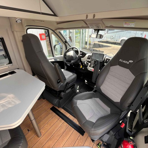 Antoine Caravanes et Camping Car ELIOS 63 LB Elios