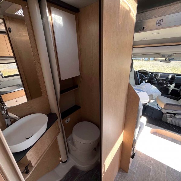 Antoine Caravanes et Camping Car GIOTTI LINE COMPACT CX66 Giottiline
