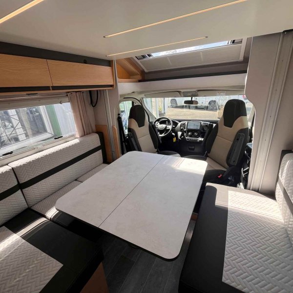 Antoine Caravanes et Camping Car GIOTTI LINE SIENA 396 Giottiline