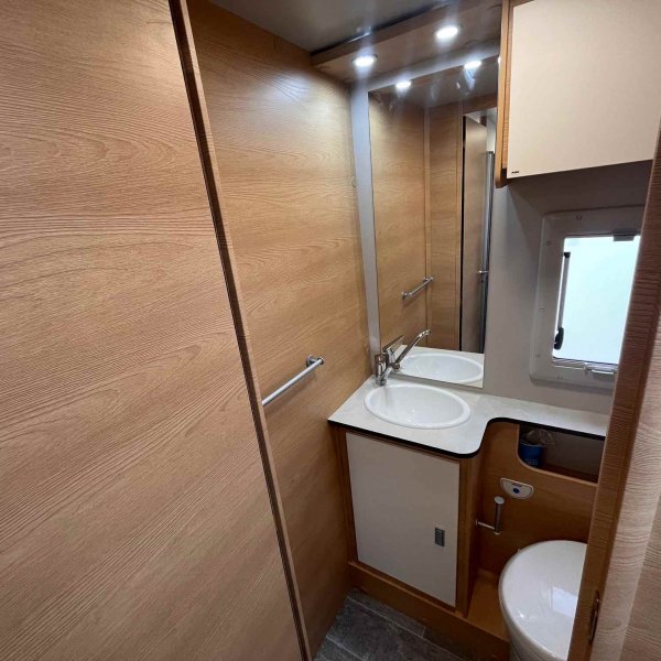 Antoine Caravanes et Camping Car GIOTTI LINE SIENA 396 Giottiline