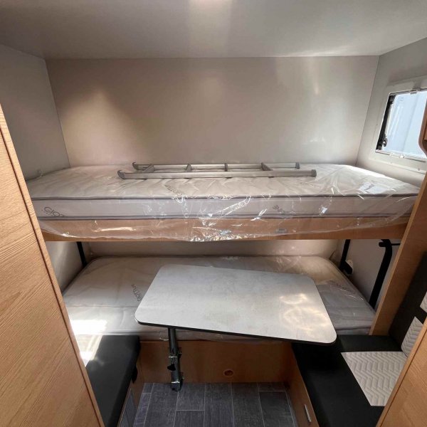 Antoine Caravanes et Camping Car GIOTTI LINE SIENA 396 Giottiline