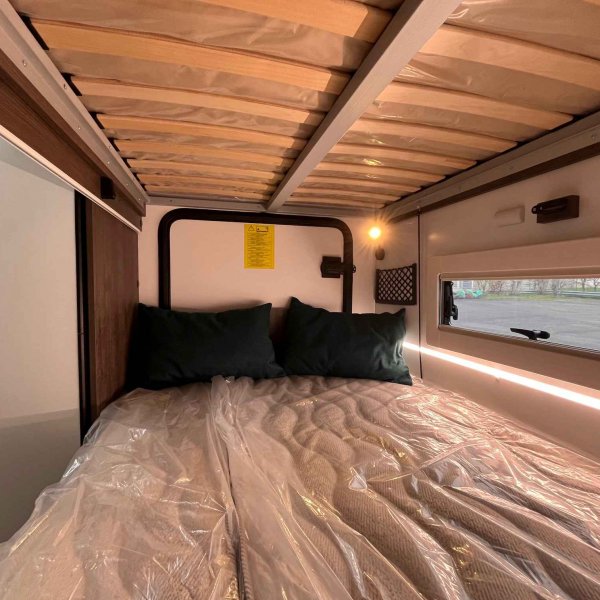Antoine Caravanes et Camping Car BENIMAR TESSORO 425 Benimar