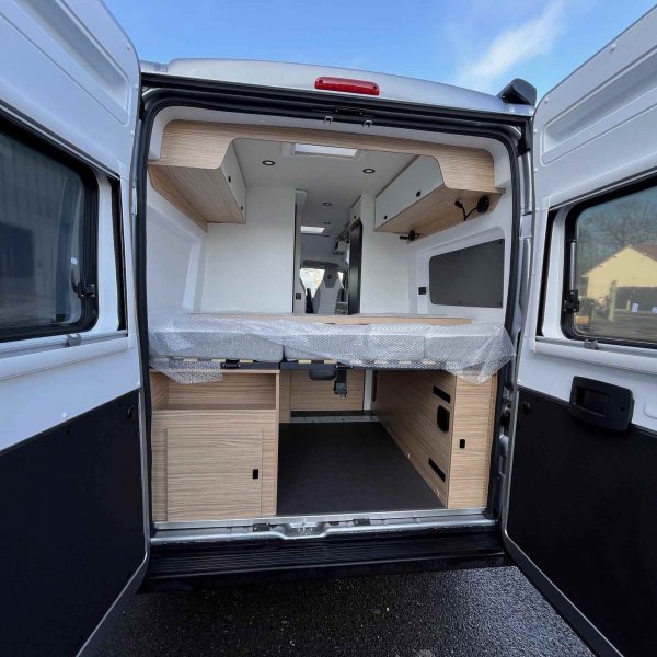 Antoine Caravanes et Camping Car V600G - EVIDENCE Pilote