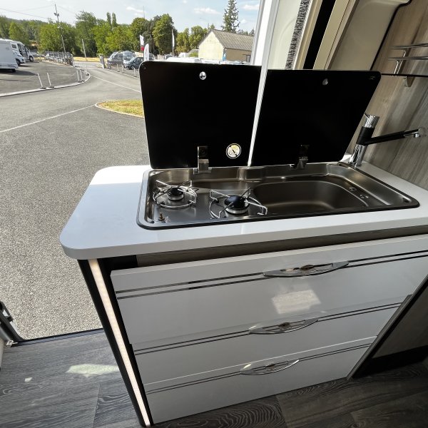 Antoine Caravanes et Camping Car R 621 Randger