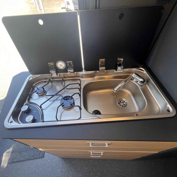 Antoine Caravanes et Camping Car TWIN 640 SGX 60 Years Adria