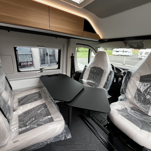 Antoine Caravanes et Camping Car TWIN EDITION 640 SLB Adria